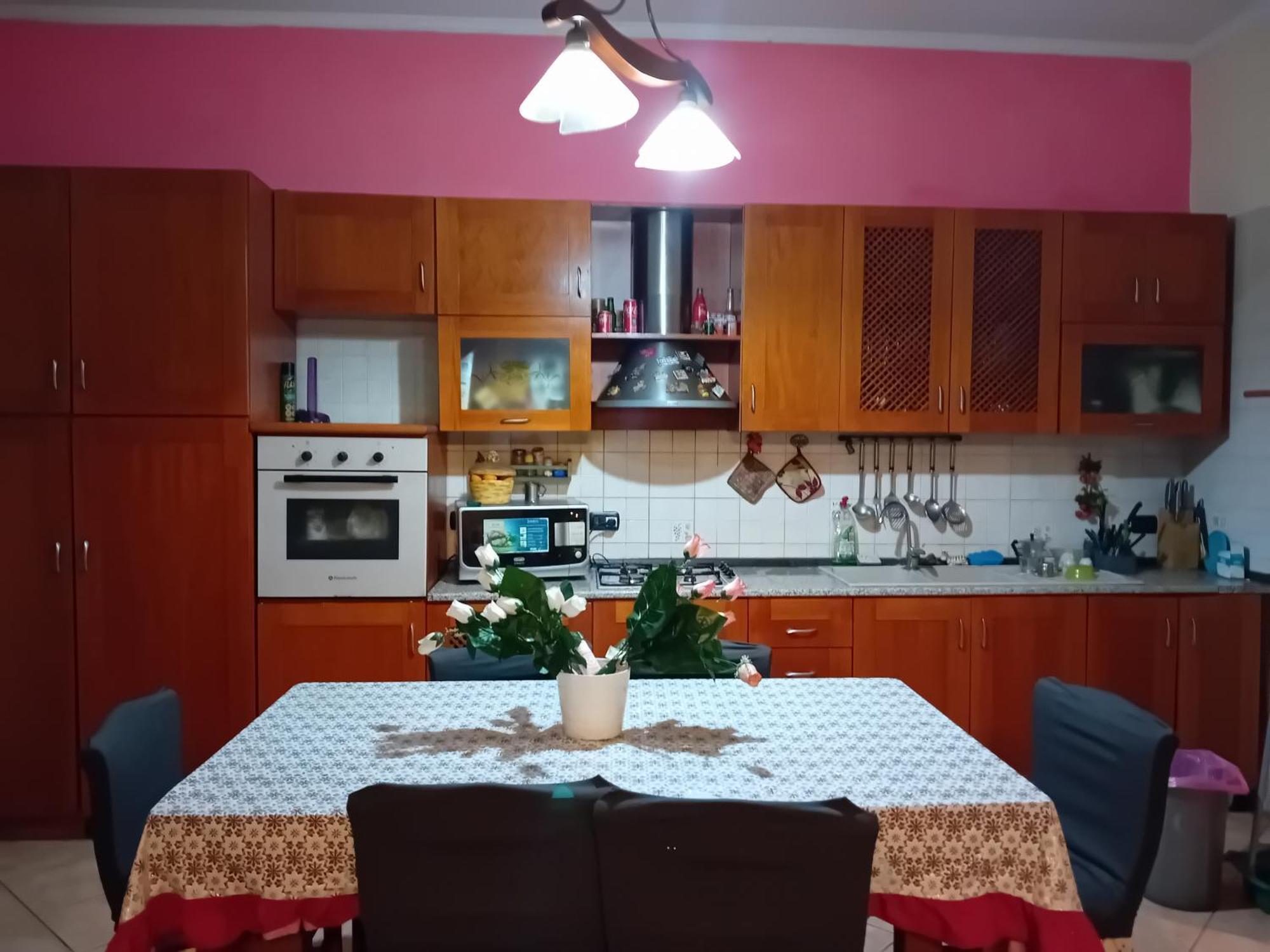 Luna 2 Apartment