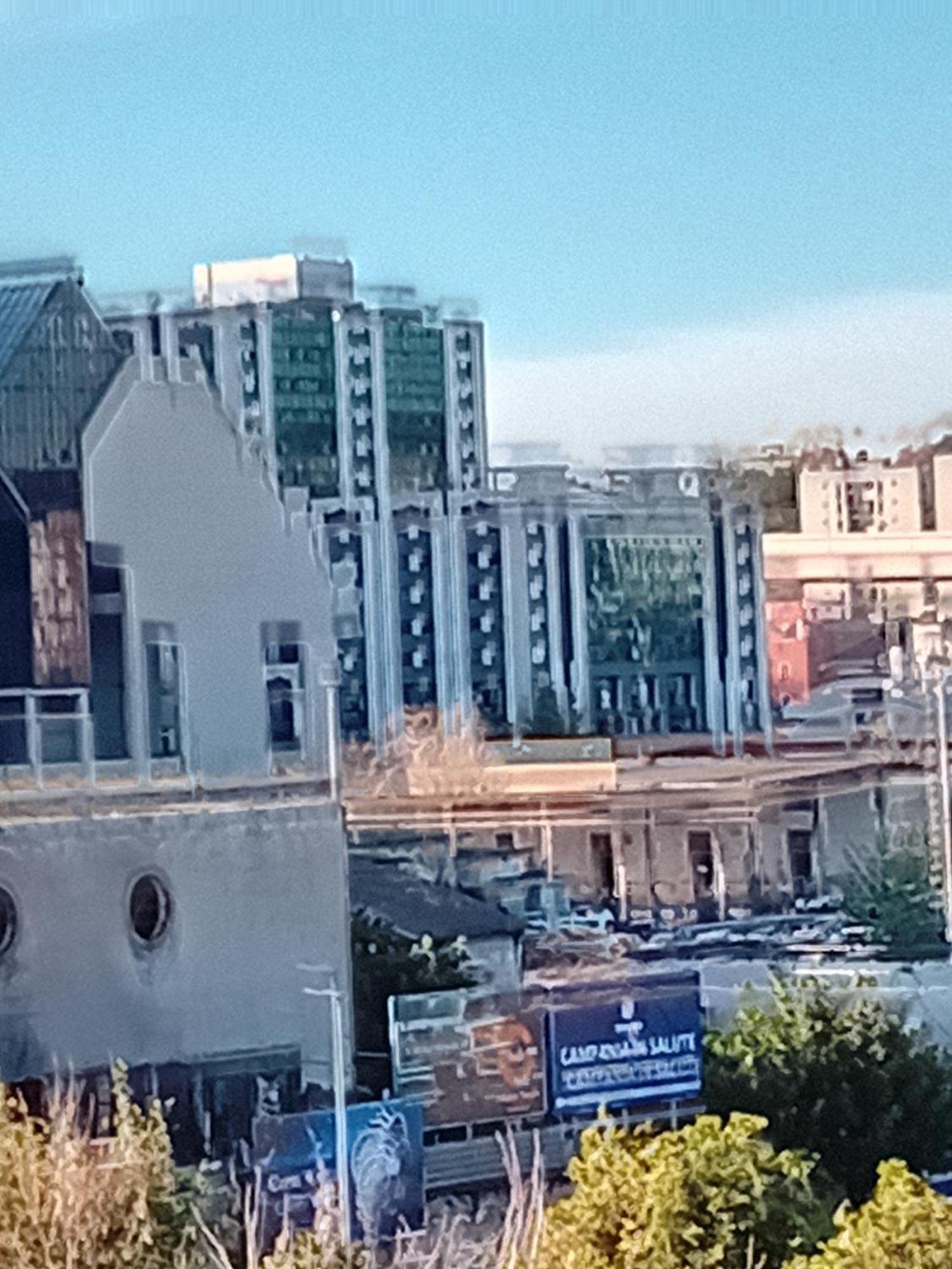 Luna 2 Naples